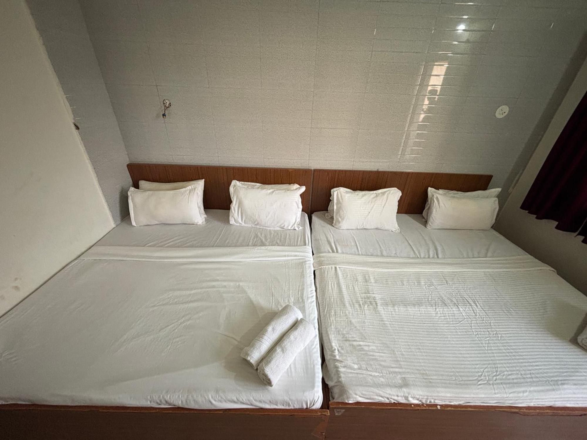 Mehar Rooms Baga Kültér fotó